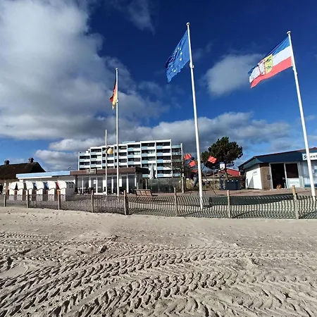 Strandhotel-ostseeliebhaber-willkommen Апартаменты 4*