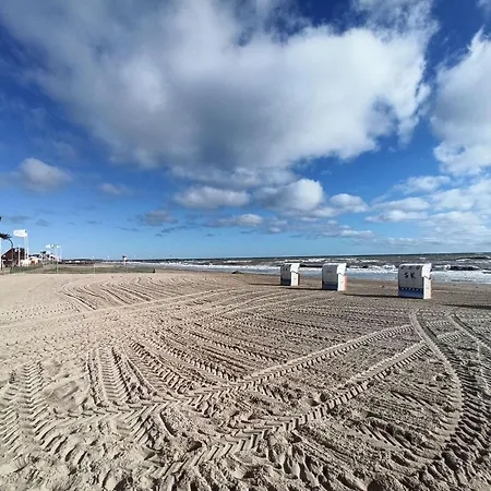 Апартаменты Strandhotel-ostseeliebhaber-willkommen Даме